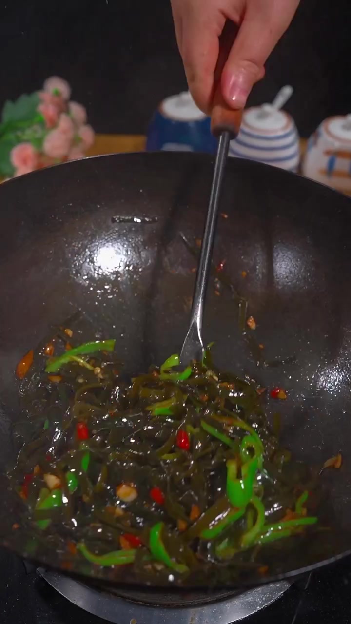 海带丝这样炒好吃又下饭赶紧试试吧