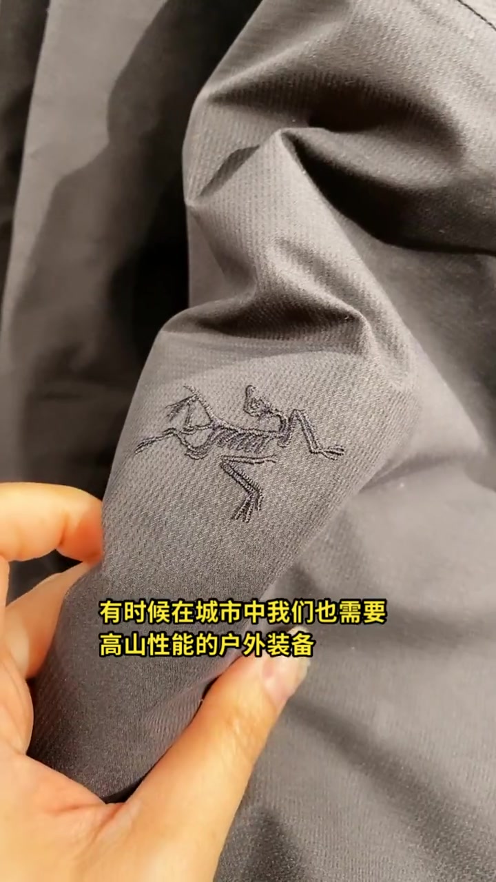 新上始祖鸟[gf]1f1e8[/gf][gf]1f1e6[/gf]羽绒派克大衣,温暖如艳阳