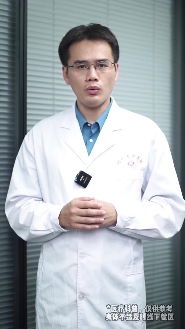 小孩脸上长了很多小颗粒像痱子