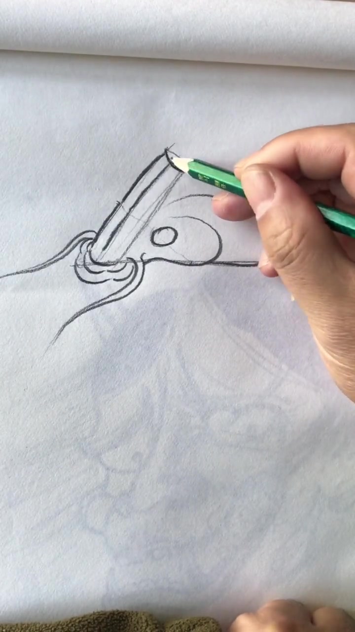 教您画鱼头,这是其中之一的画法,欢迎朋友们交流