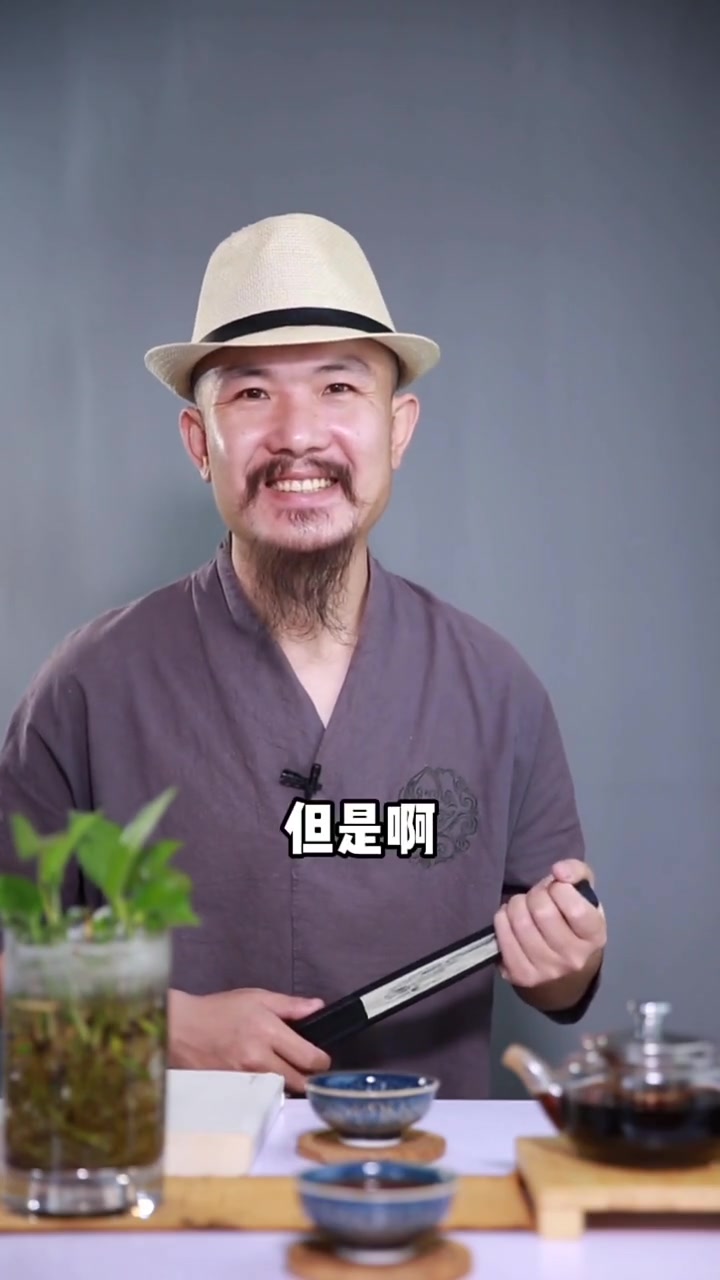 来潜江吃小龙虾,氛围很重要