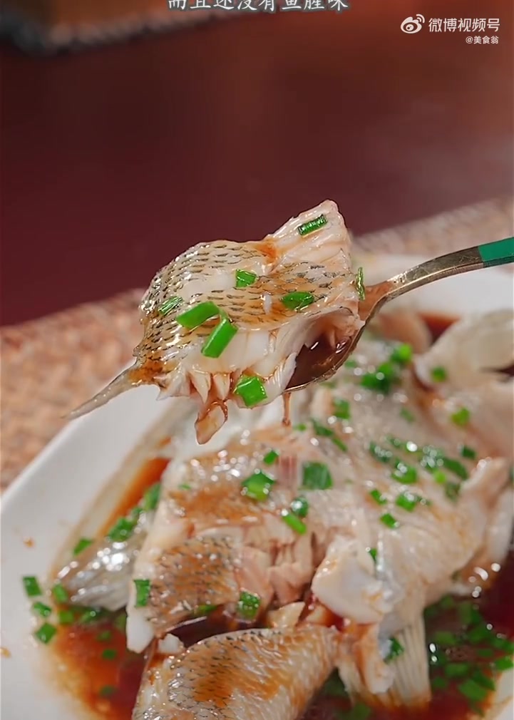 长城午餐 以后做清蒸鲈鱼多加一个步骤,做出来的鱼又鲜又好吃