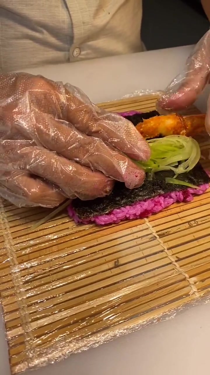 教你做紫色的寿司反卷,漂亮的舍不得吃
