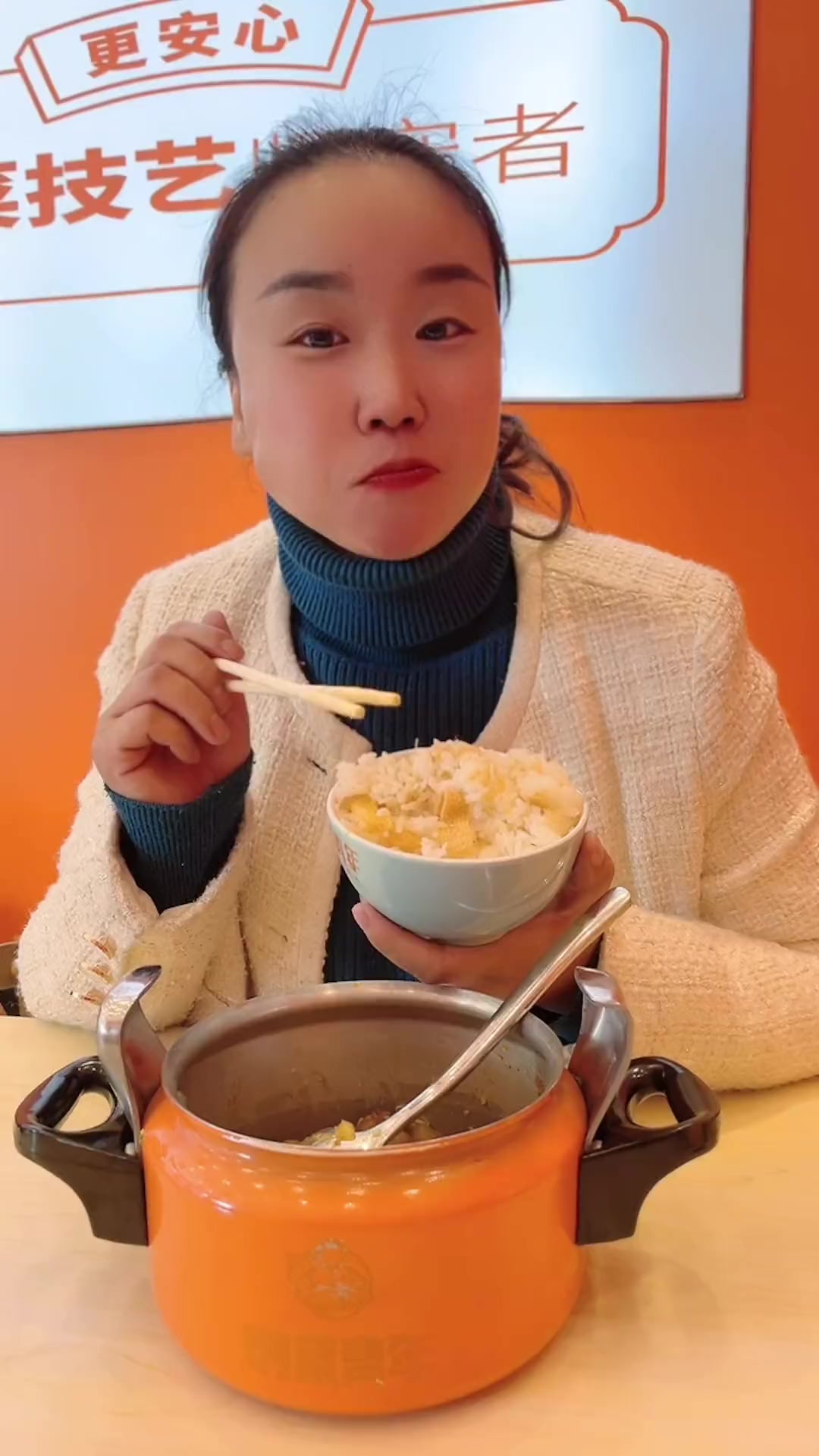 嫩要是不知道一人俩人三人不知道吃啥,来这吧,升级版的黄焖鸡～香焖鸡,创始人还是咱们兰考的老