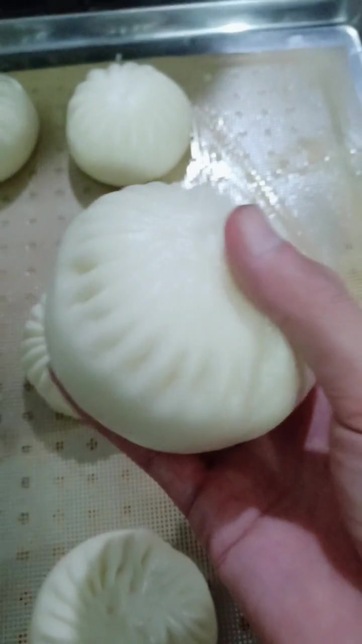 青菜香菇包