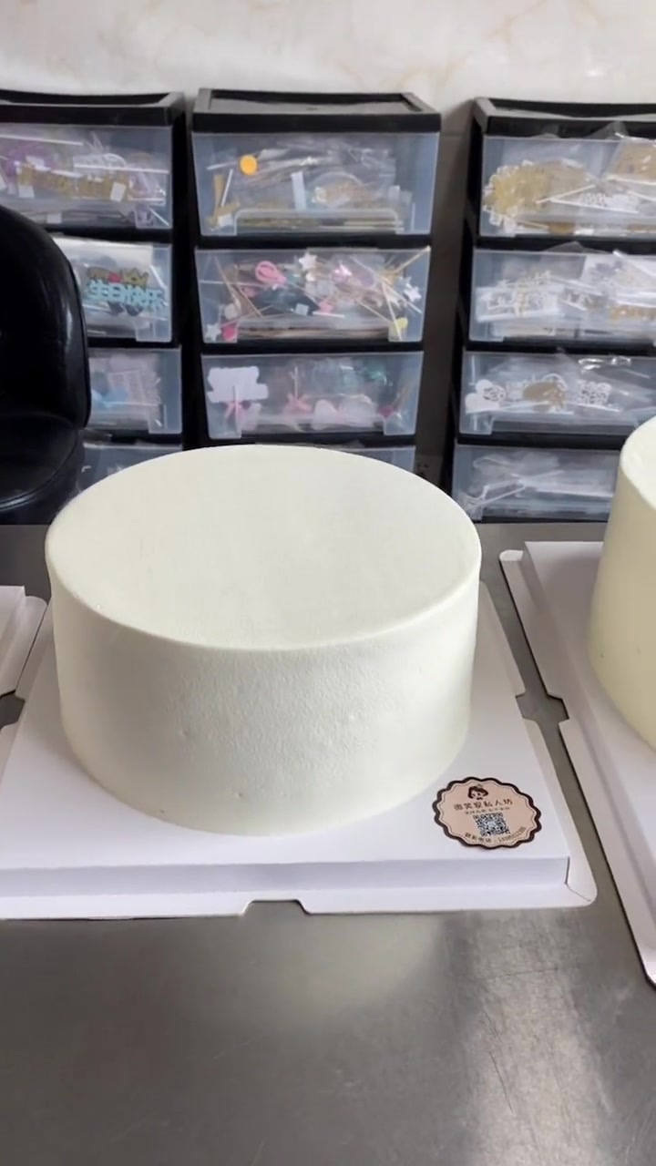 蛋糕尺寸:六寸,八寸,12寸水果奶油蛋糕,换个单位就是1磅