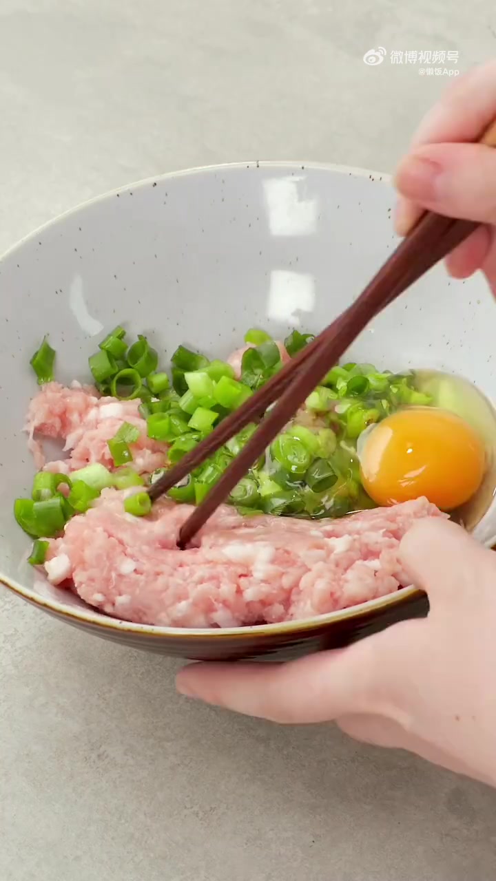 五小布分享「夜市肉包饭」新晋夜市小吃!咸香软糯超满足[gf]203c[/gf][gf]fe