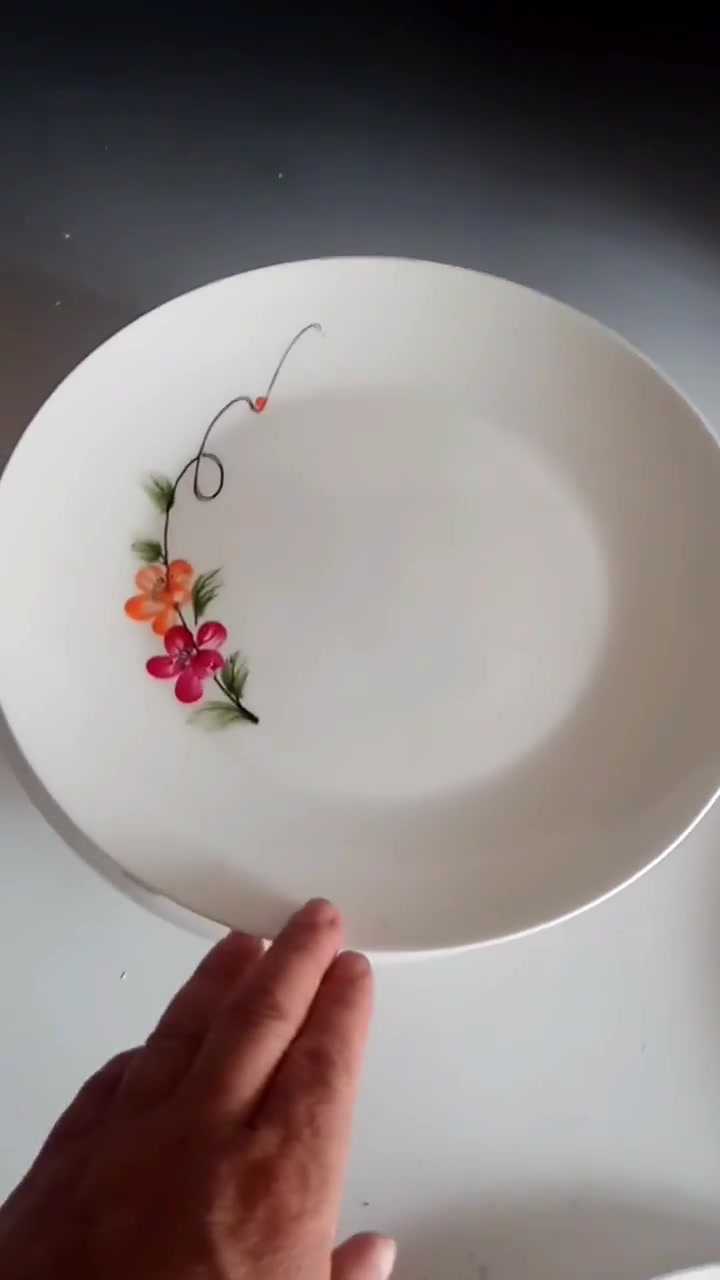 画了几个简单的果酱画,看看我用了几个手指头,你学会了吗?欢迎发言,欢迎双击