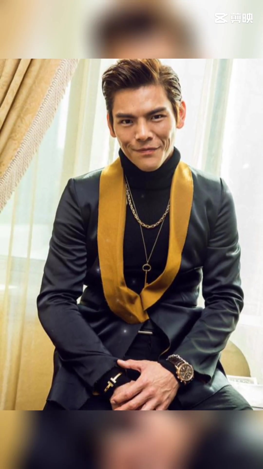 火星人思维如闪电,有发明家的素质,演说家的热情,犹如冬天里的一把火。从行政管理上讲,火星人