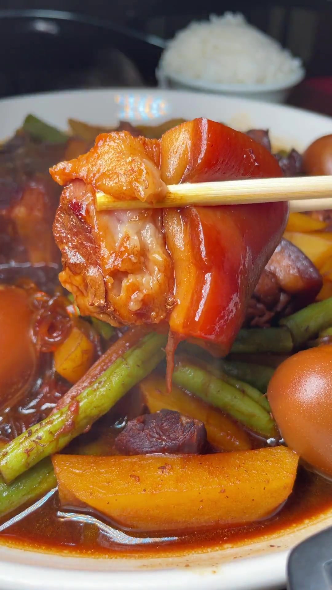 夏日美食季 同城精选美食 本地人爱吃的店 老味道 老天津卫人都爱吃的馆子 就在中山门的楼群