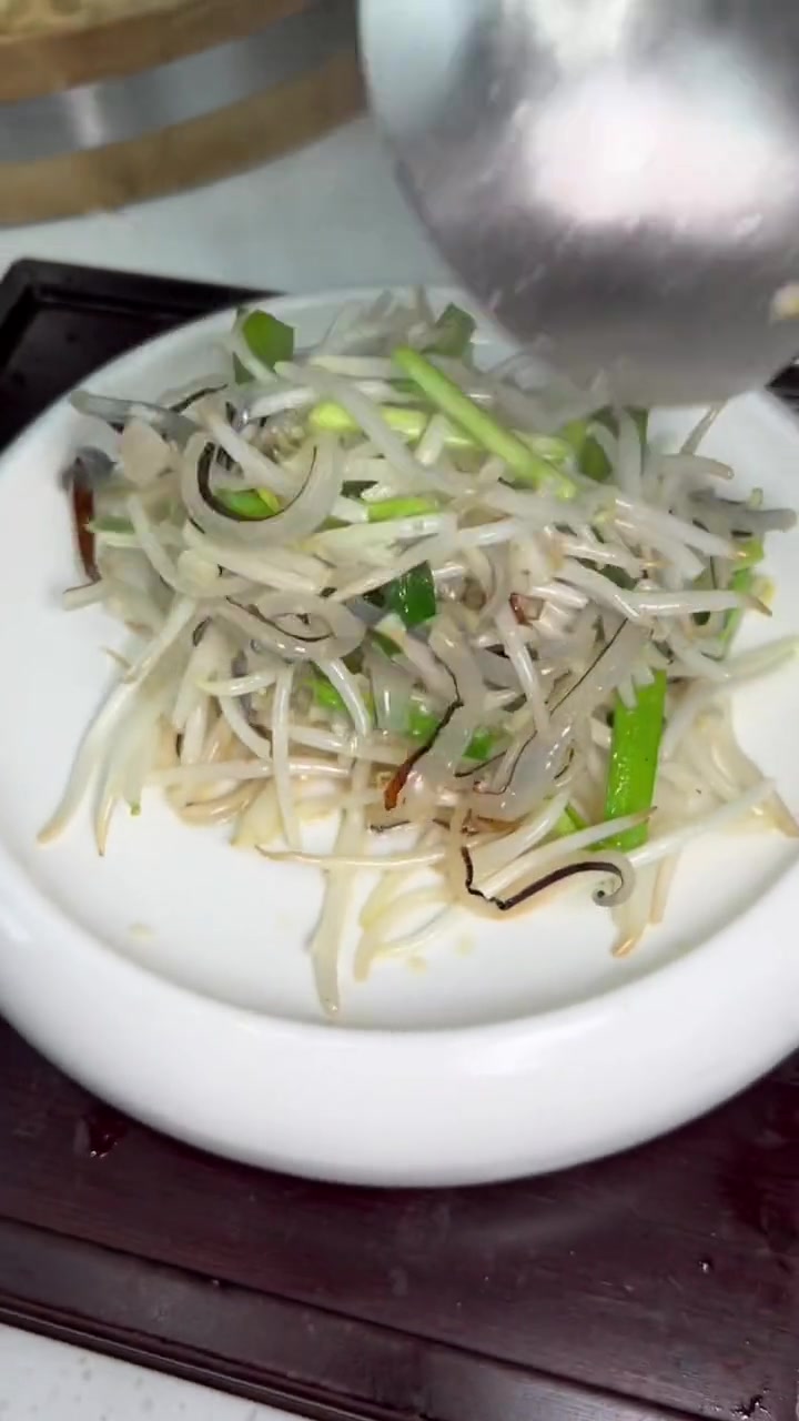 春天就要吃点小炒菜!做法简单还鲜溜!爱做饭的男人 家常菜做法分享 家常小菜做法 清淡家常菜
