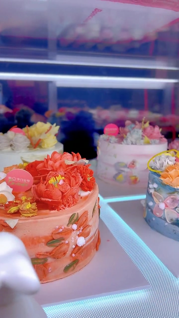 BON CAKE蛋糕,祝我生日快乐!太漂亮了!希望每年生日都能拥有明星同款的BONCAKE