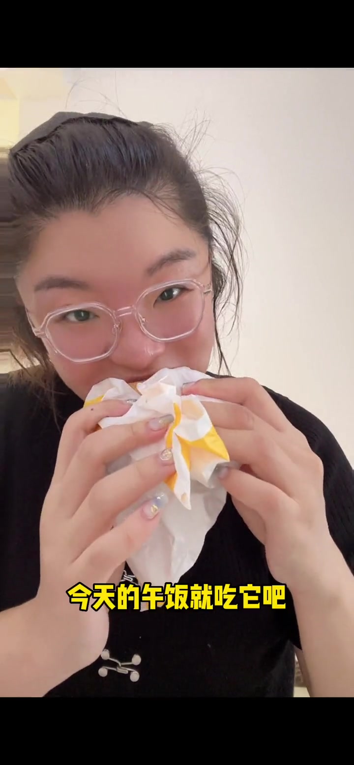 抹嘴杀高达芝士双吉堡 初秋正当食 趣玩生活节 木村拓哉同款的汉堡限时!