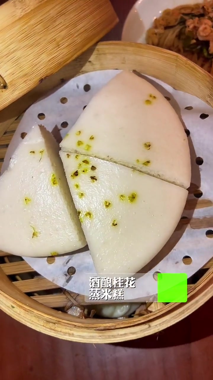 弄堂小笼包,整整一桌TC要119,经典稻田蟹粉小笼包,吃小鱼小虾长大的稻田蟹粉小笼,喜欢这