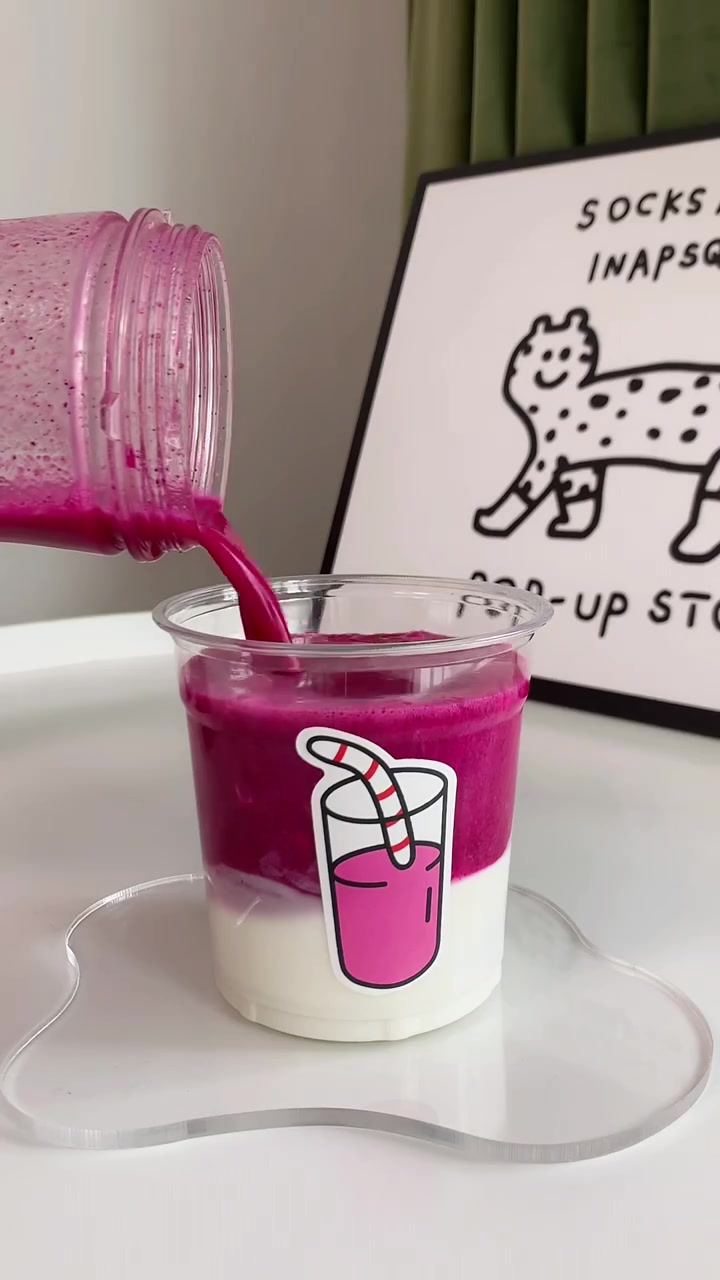 太想念coco家的红果小姐姐了……于是自己做了一杯 一滴糖不加依然甜丝丝的低卡饮品,按头安