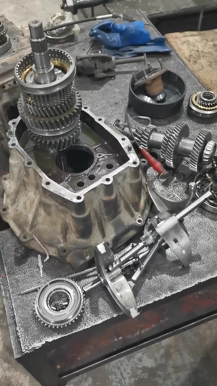 一汽小解放变速箱,你有同感吗?每天都在进步