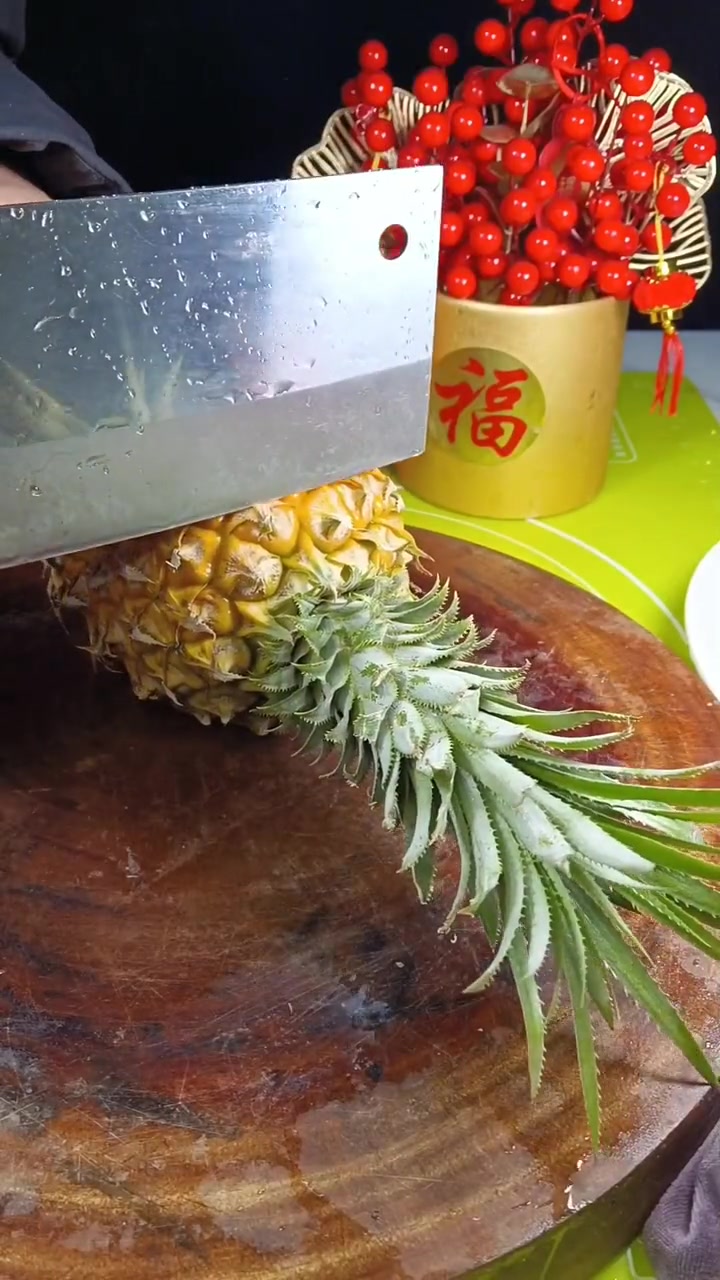 菠萝咕噜肉的做法 酸甜可口宝宝们超喜爱 创作灵感