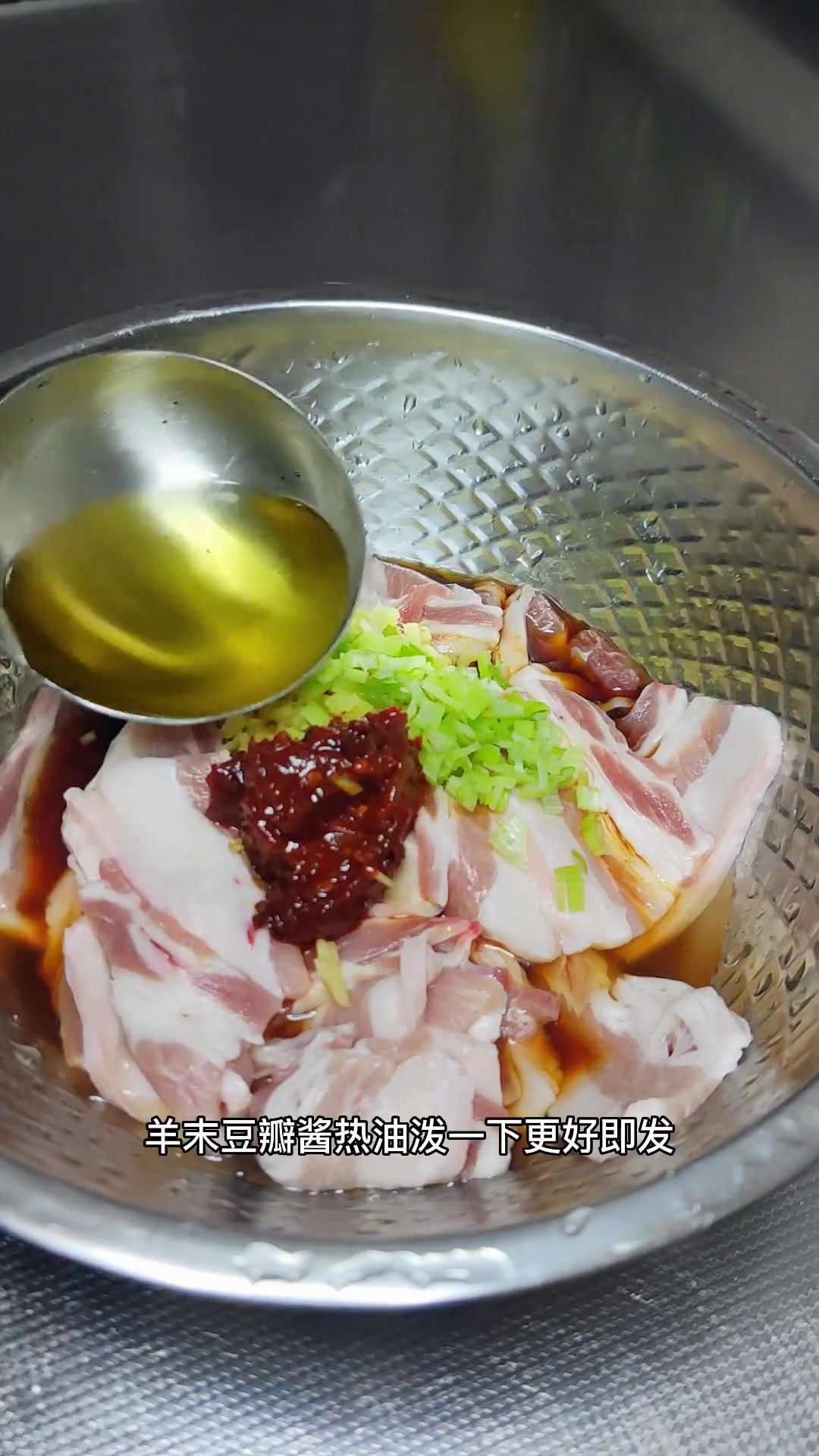 这样的粉蒸肉夹馍你能吃几个 粉蒸肉