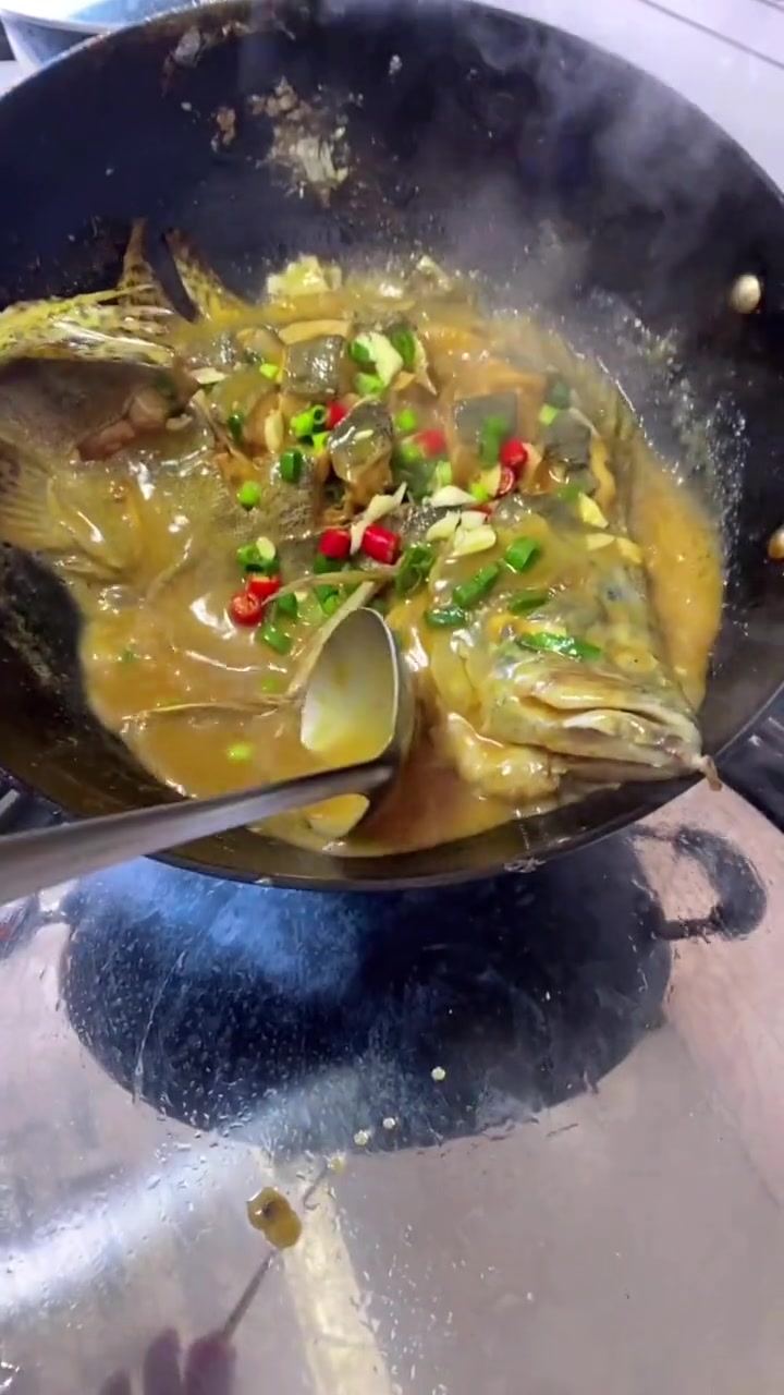 红烧鳌花鱼这样做好吃入味!被偷走的春天加倍追回 食尚先生 遇见春天 红烧鱼 鱼的花式做法 