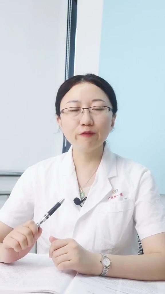 手上腿上长了难看的 鸡皮肤,夏天都不敢穿短袖