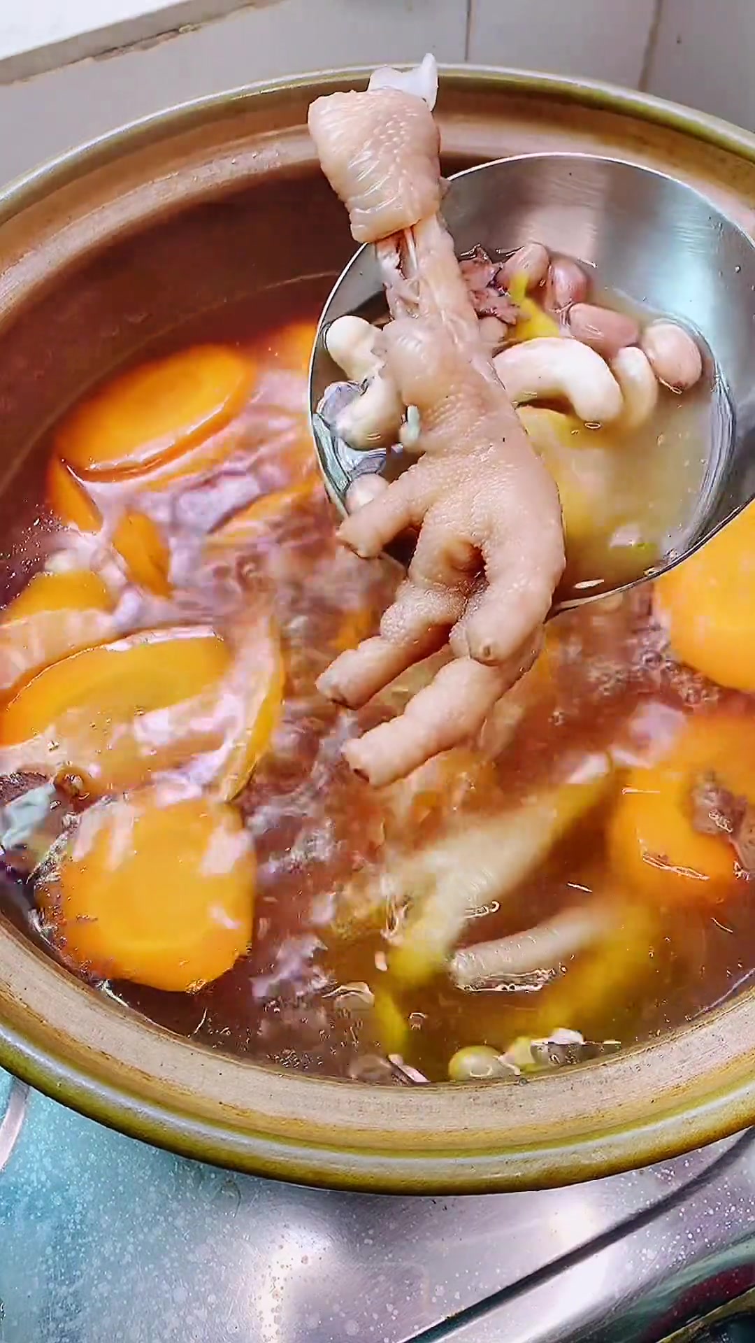 立秋后的第一碗汤,橘红栗子鸡脚汤,熬夜必备,饮落去好舒服,回甘,你也来试试吧 广东汤 煲汤