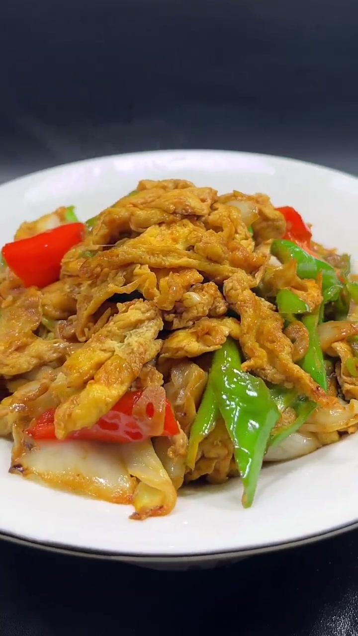 辣椒炒鸡蛋这样做好吃入味!春季减脂食物大全 食尚先生 辣椒 鸡蛋的神仙吃法 香椿炒鸡蛋 +