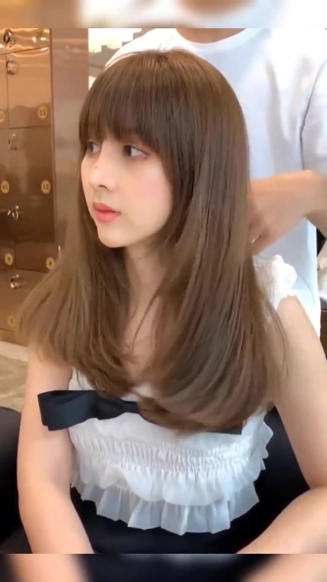 黄黑皮肤染什么头发好看又显白