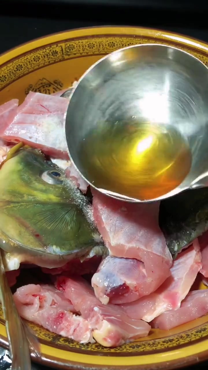 川香水煮鱼这样做麻辣鲜香!爱很简单一日三餐 食尚先生 水煮鱼 鱼的花式做法 妈呀太香了 +