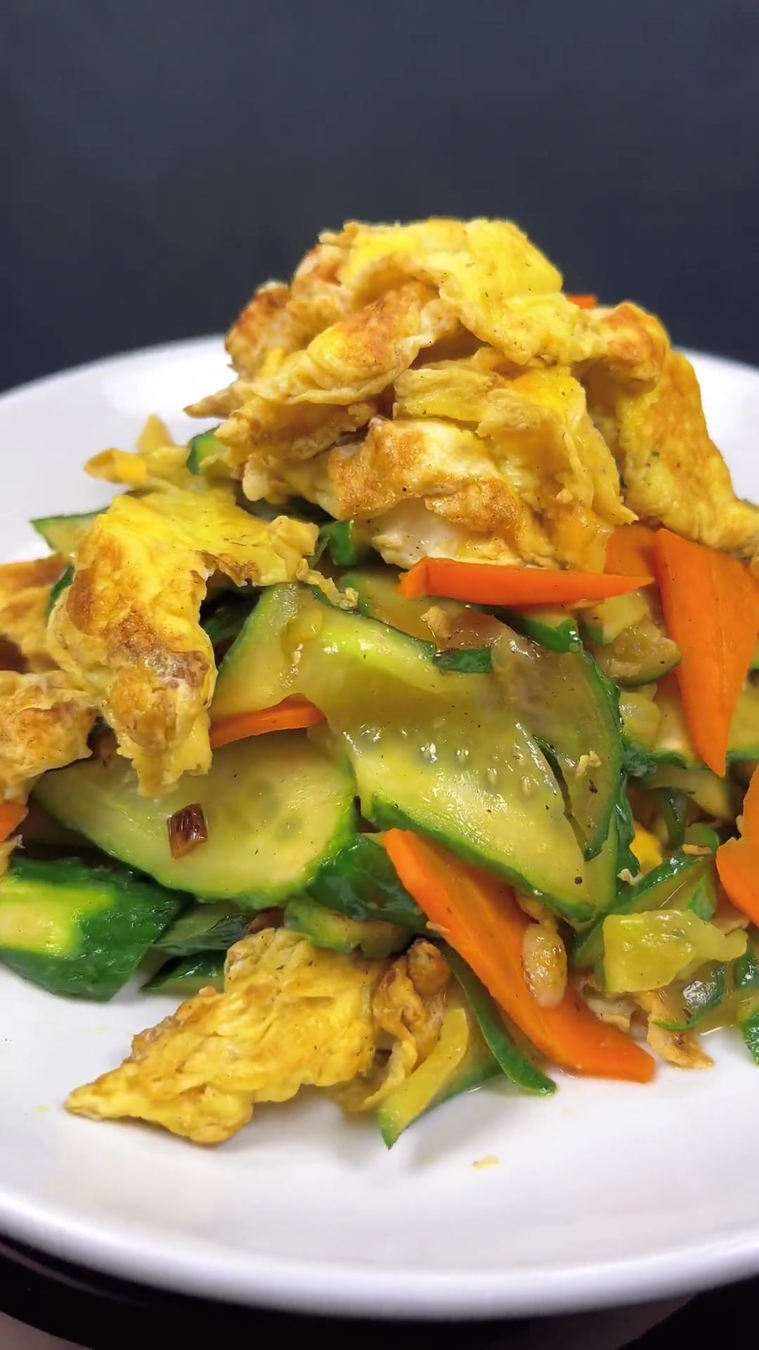 黄瓜炒鸡蛋这样做好吃入味,喜欢的朋友点赞收藏!用一道菜证明你的家乡 黄瓜炒鸡蛋 鸡蛋的神仙