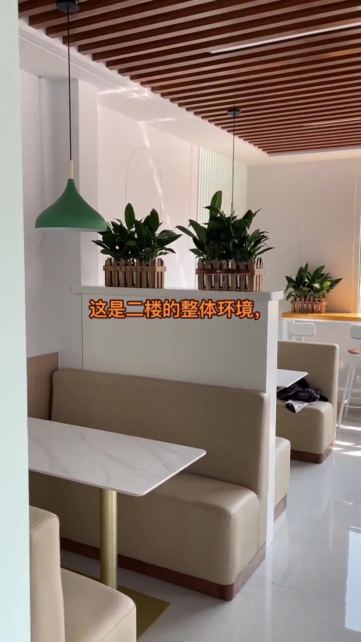 当雪花陪你阳信店试营业和梨花节撞个满怀,4.1号梨花节开幕典礼在体育场举行,我们雪花陪你门