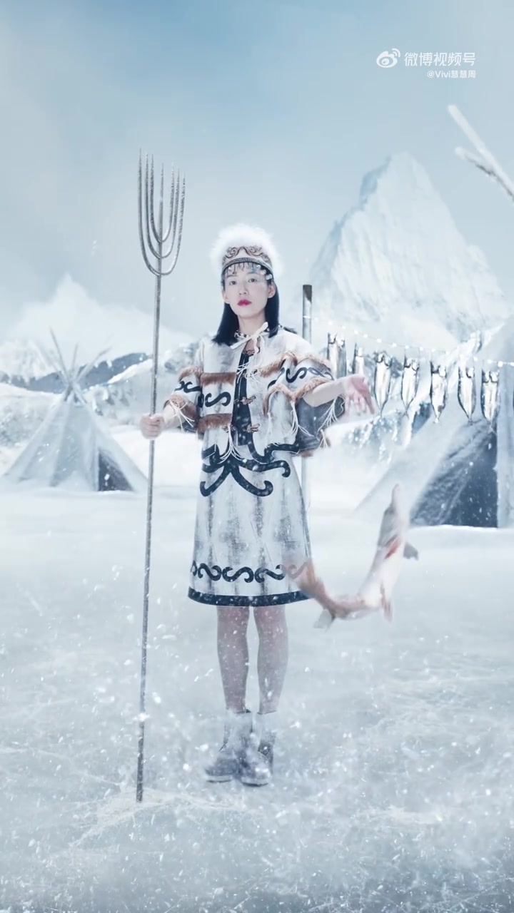 大家都知道加拿大鹅,但你们听说过东北的鱼皮衣吗?民族变装 赫哲族