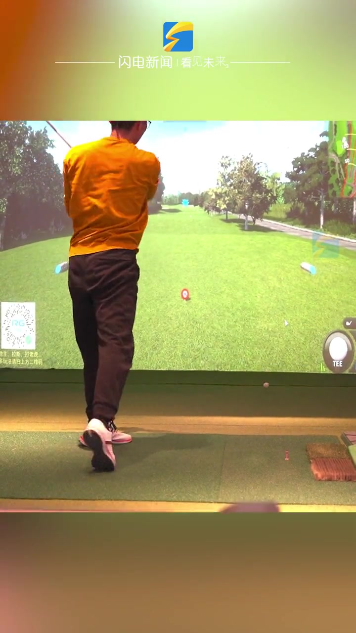 金鼎轩 回应成中年男人庇护所 半夜有中年顾客哭,很高兴给他们带来温暖。饭店在线上推出中年男