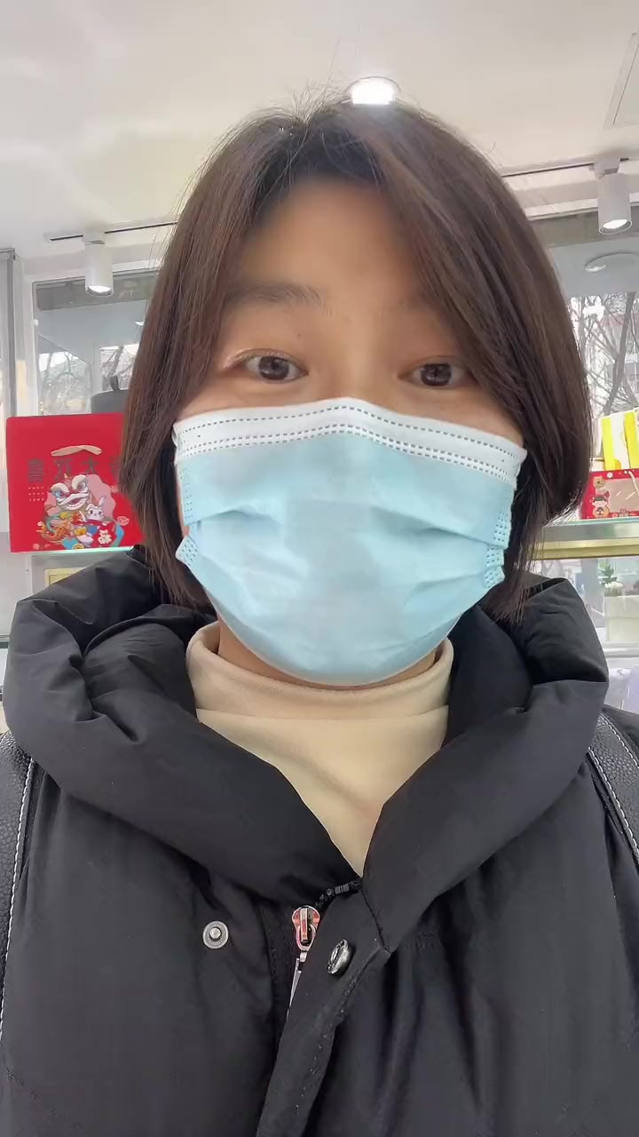 情人节送什么,充满甜蜜、象征爱情,造型可爱的礼物!来百吉焙焙烘焙店吧,白天鹅造型蛋糕来啦,