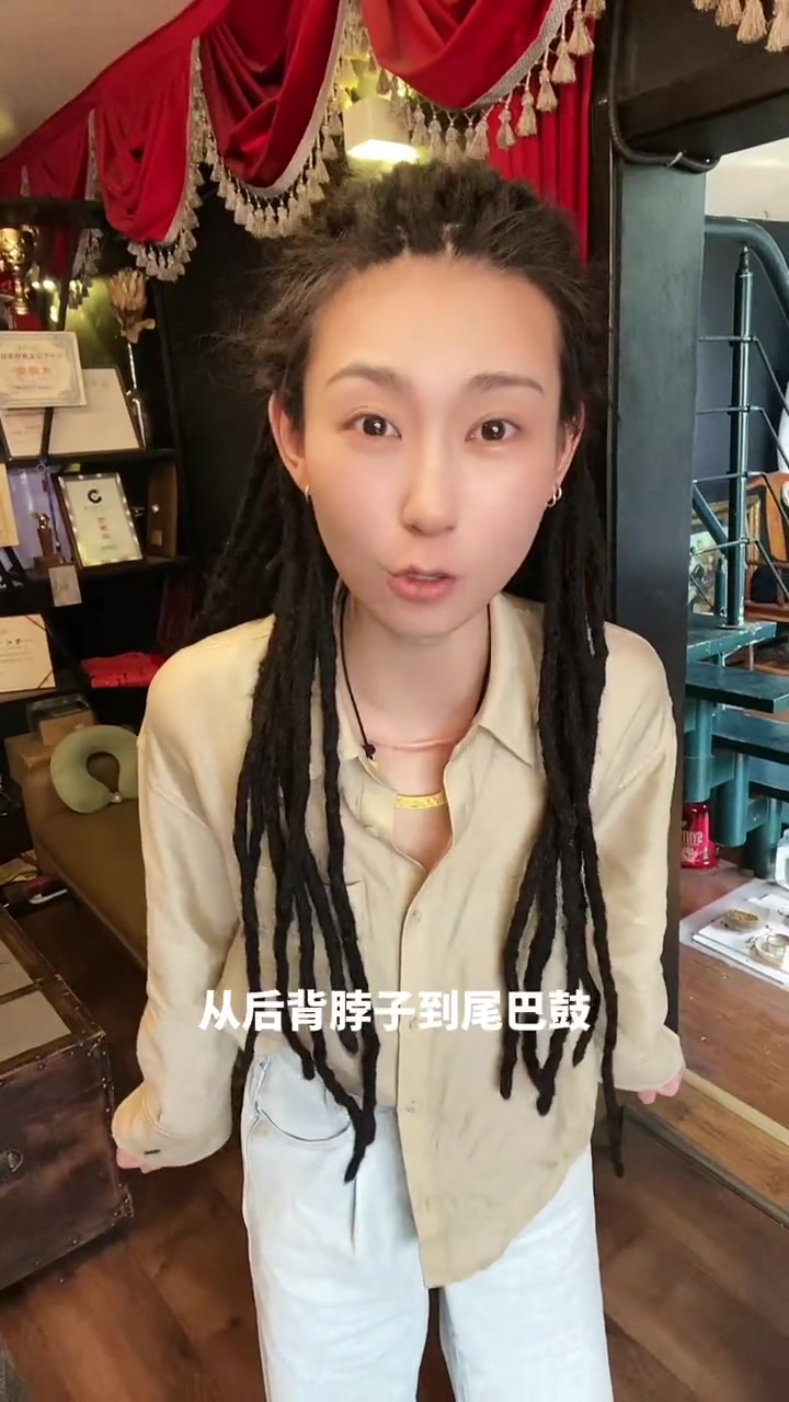 回复 无意冒犯。这不就是虾线吗?不建议 纹身师日常 纹身