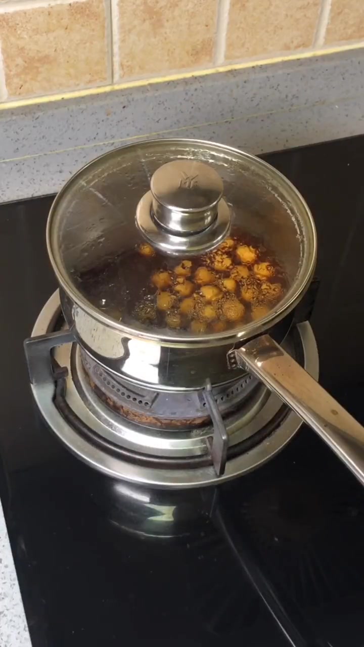 适合女生冬天喝的养生手煮奶茶～红薯粉做的珍珠也很Q弹哦～