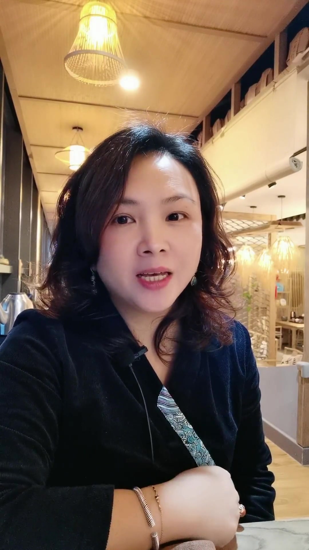别人邀请你聚会或者聚餐,你不想去,如何高情商拒绝呢?