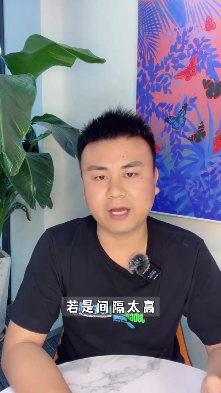 入户门对面墙挂什么画好