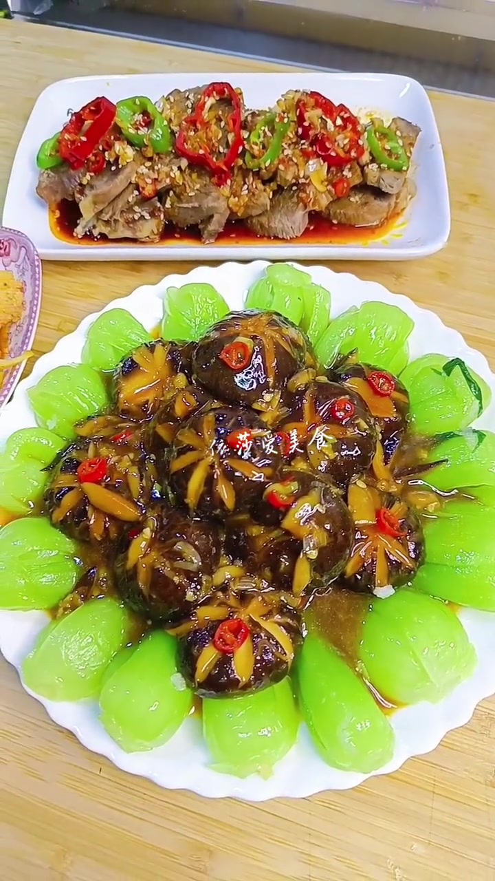 姐妹们给大家分享一下香菇菜心的做法 简单又好吃喜欢的姐妹们试试吧 香菇油菜 香菇油菜的家常