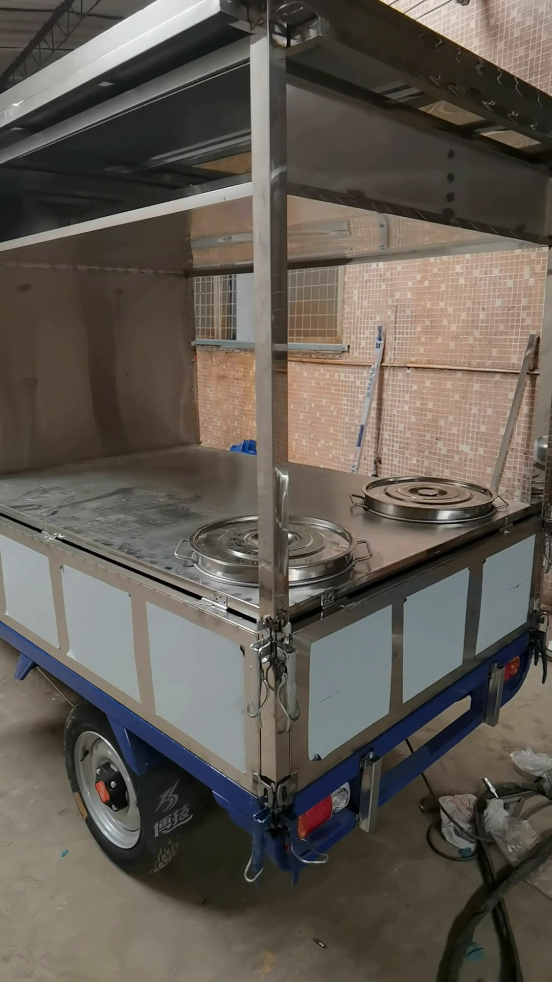 电动三轮车小吃车电动餐车小吃车美食车,现场实拍,流动摆摊