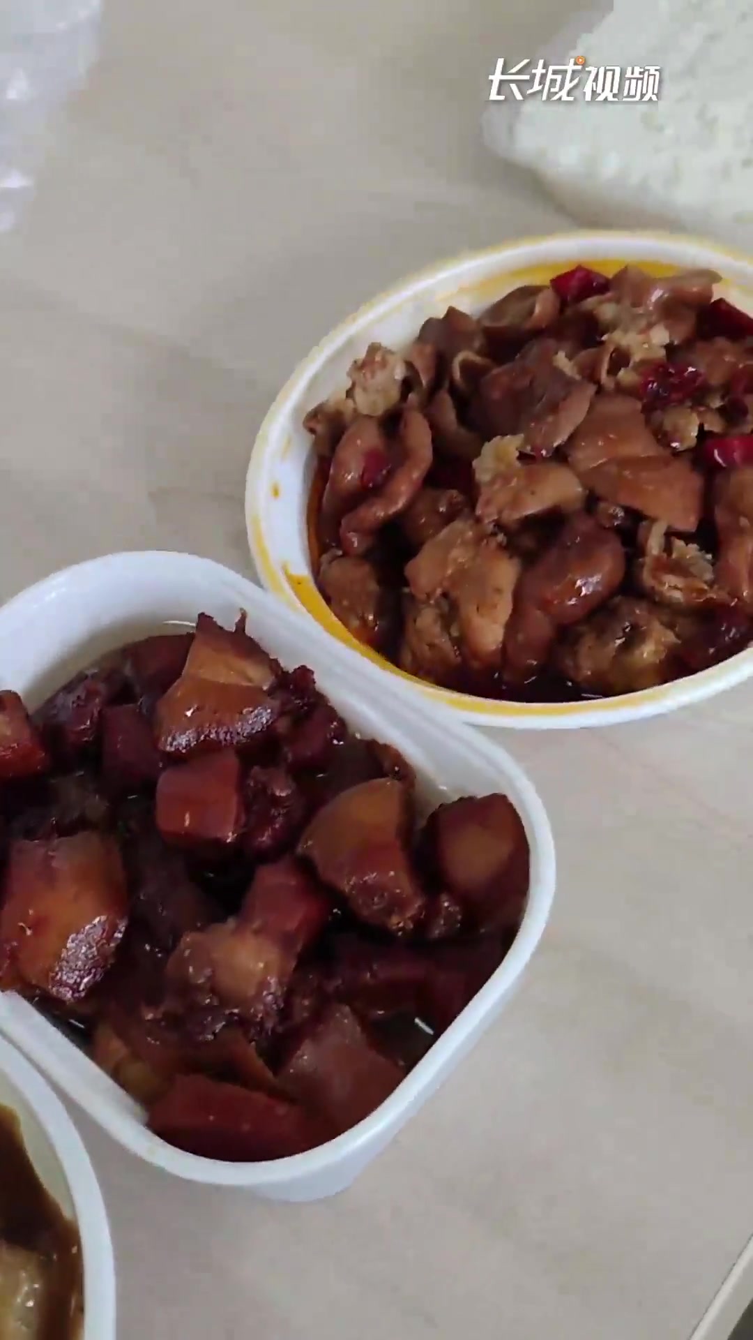 新场景 初体验|小份菜:一份钱吃到三样菜