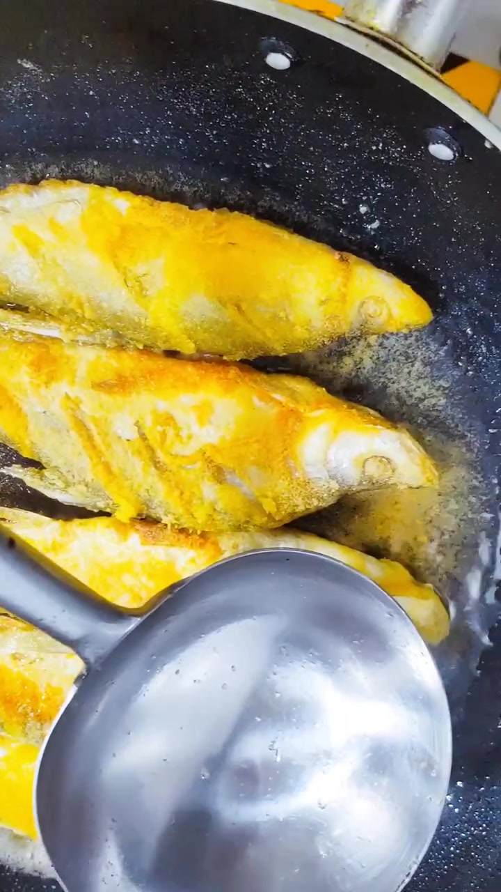 香煎白鱼的制作教程,好看又好吃,下酒好菜……我们这里叫白鱼,在你们那它叫什么呢?