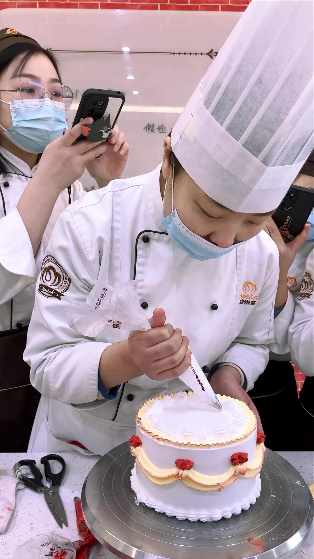 蛋糕裱花教学蛋糕花边八字边麦穗边