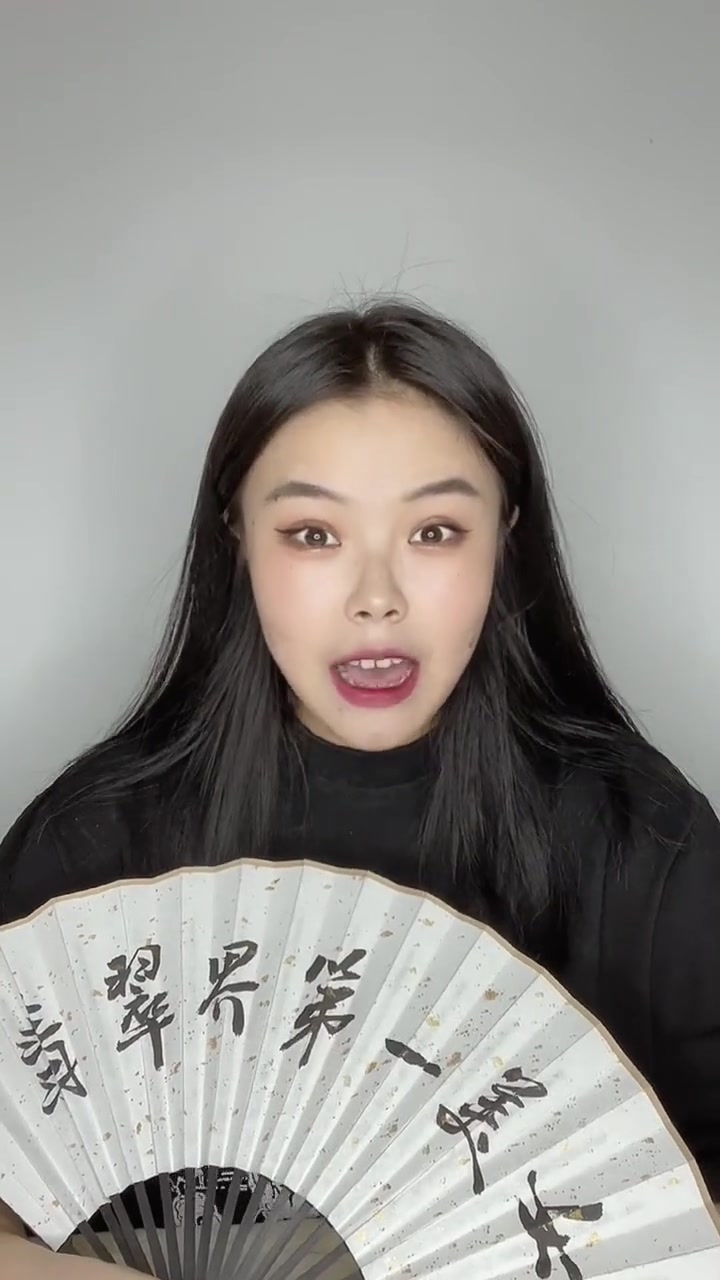 翡翠白菜适合什么人佩戴呢?