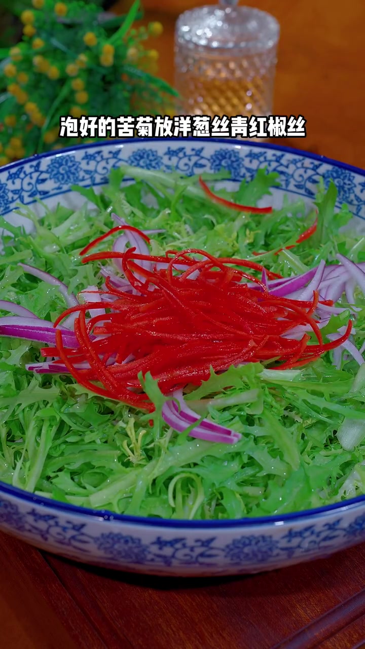 苦菊这样做,清脆爽口,清爽又解腻,比饭店还好吃 妈呀太香了 美食教程 凉拌菜 低卡低脂餐 