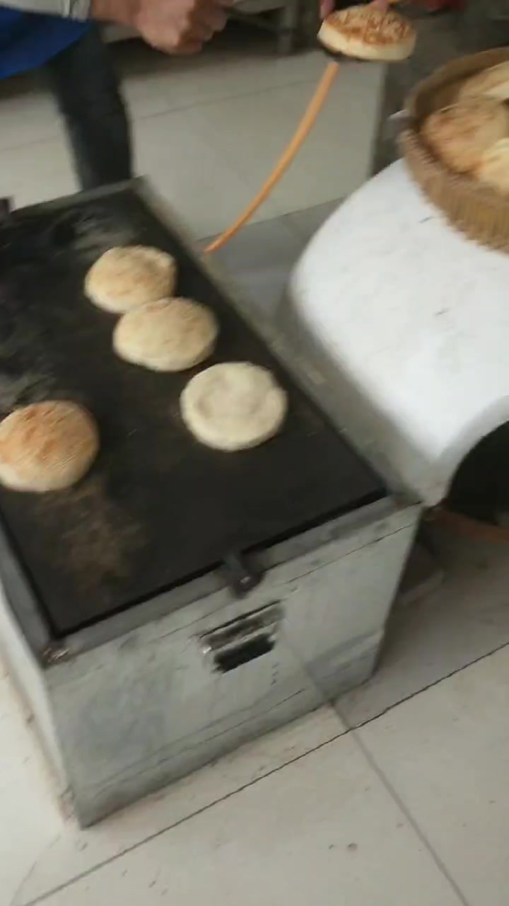 铁板烧饼来啦!咸味烧饼糖烧饼豆沙烧饼