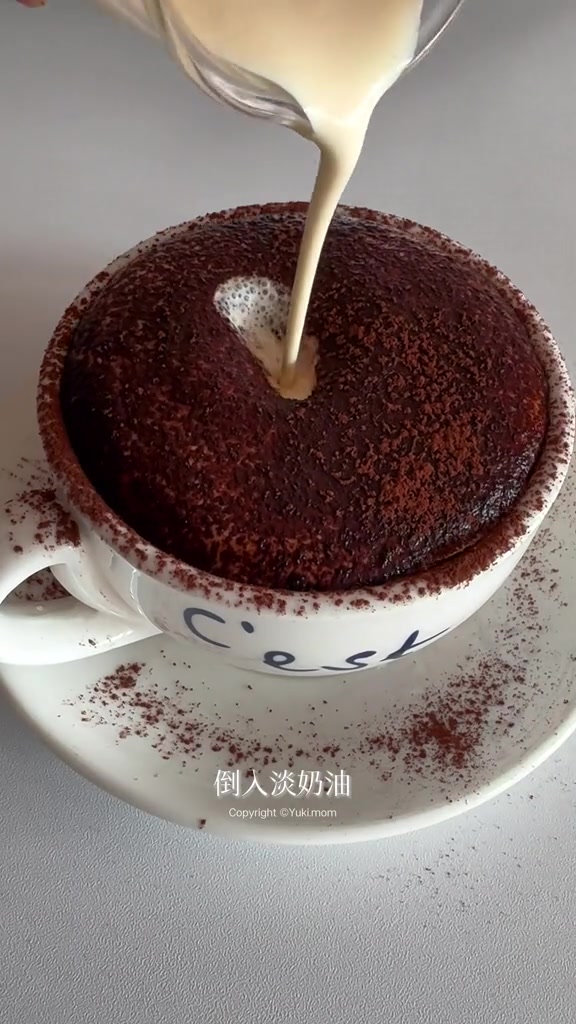 韩国爆火的 甜甜圈咖啡