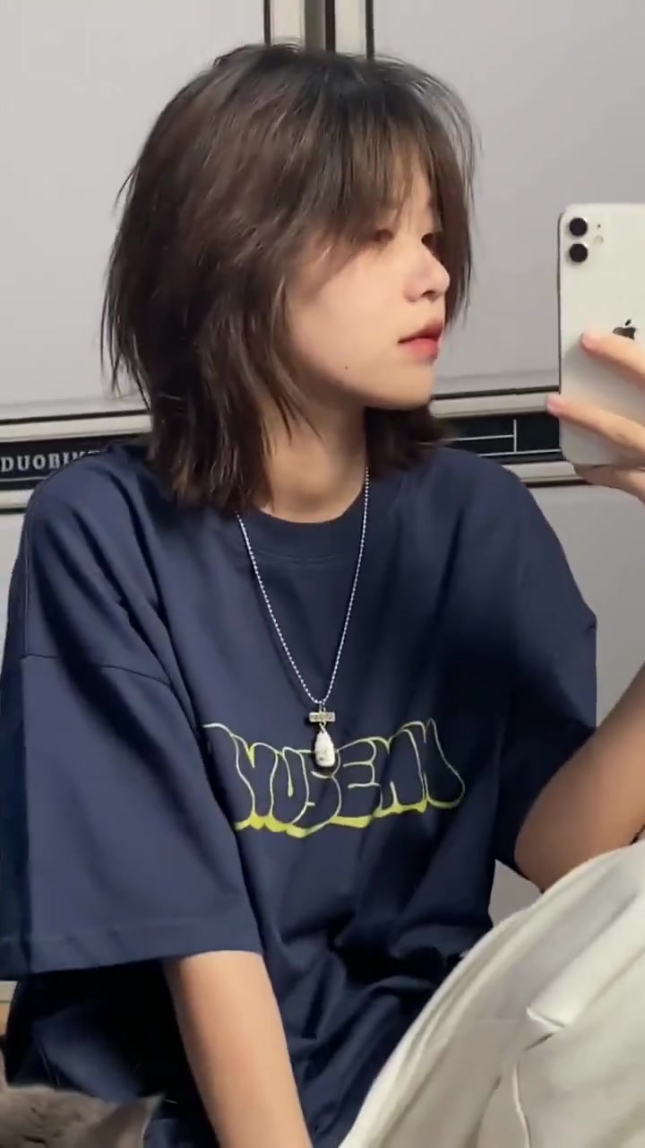 女生一定要尝试的发型.短款鲻鱼头,如果你不知道自己适合什么发型看脸型帮你识别设计