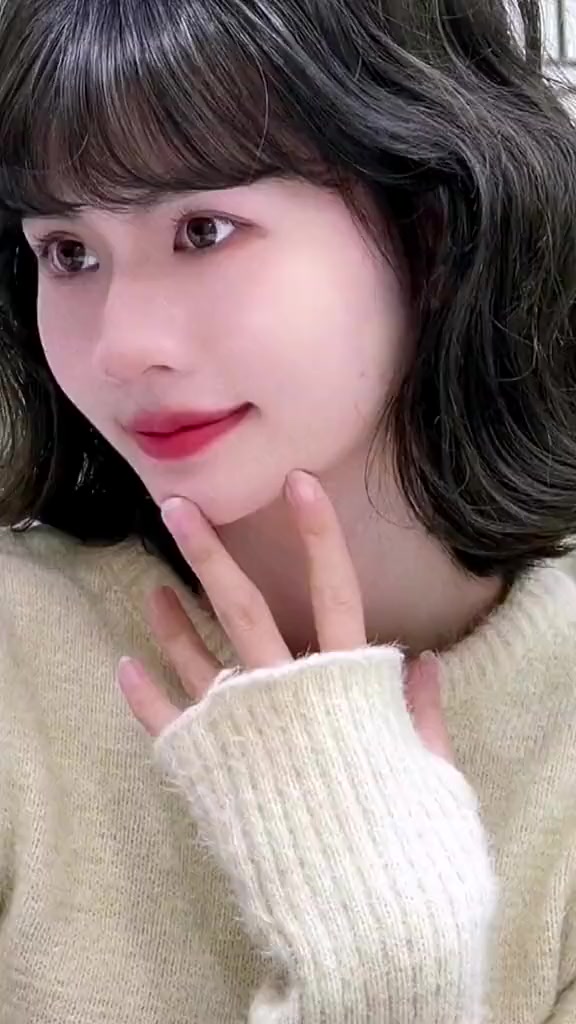 女生最好看的中短发烫发,总有一款适合你