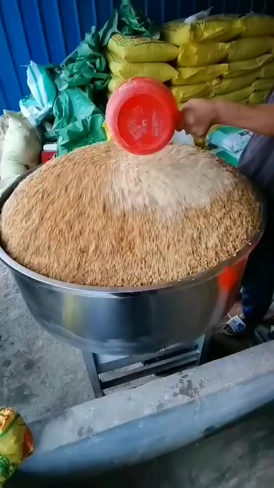 22周年庆活动,一箱口服抗体万抗特效抗病毒产品,送拌料机一台!一药解决流感、副粘、黄病毒、
