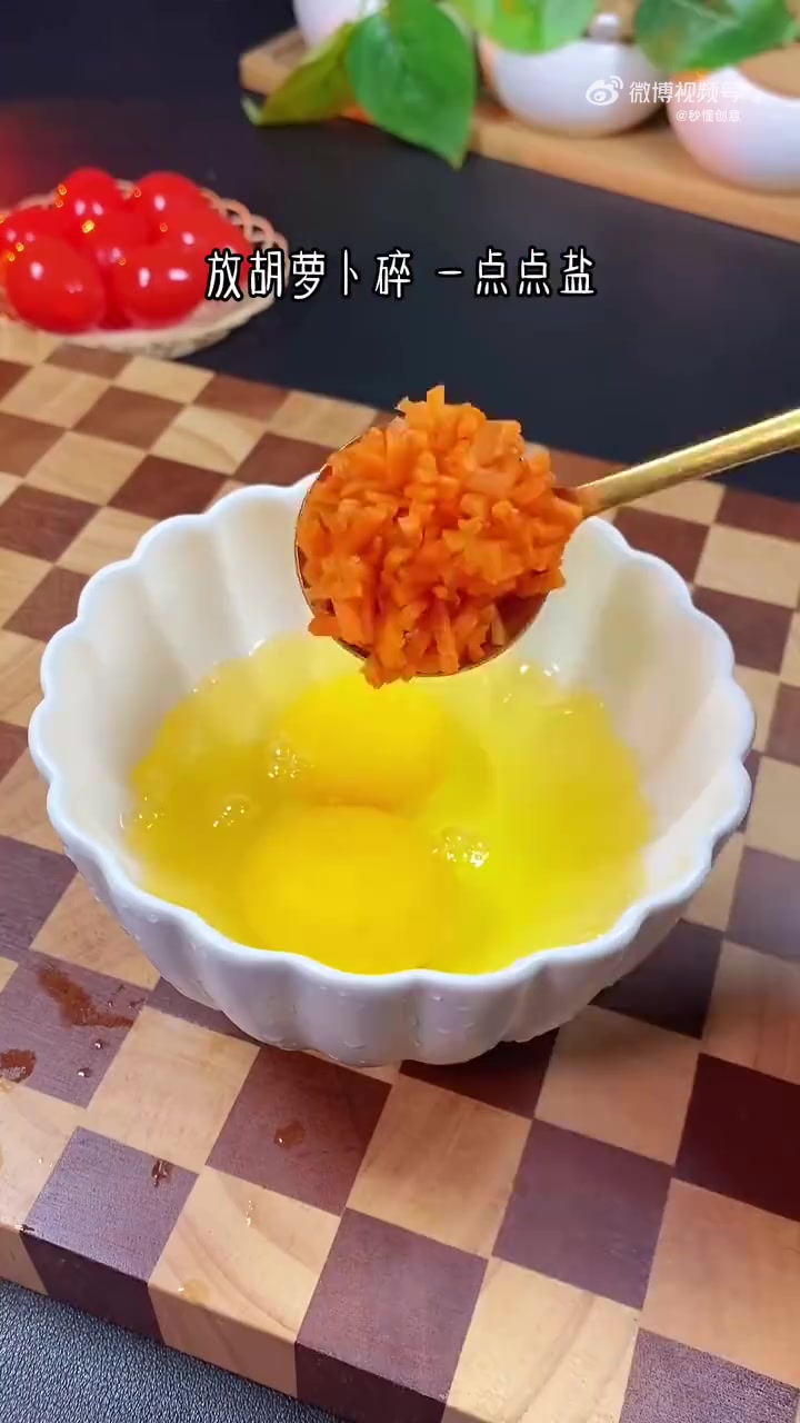 「黄瓜鸡蛋饼」早餐吃这个吧,简单好吃,赶紧安排起来~